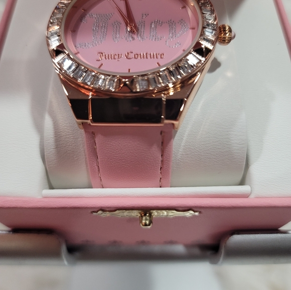 Juicy Couture Watch Pink Face W/ Rhinestones Rose Gold Bezel Faux Leather Strap - Picture 4 of 4